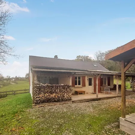 Holiday home Gorgeous In Besmont With Wi-fi
